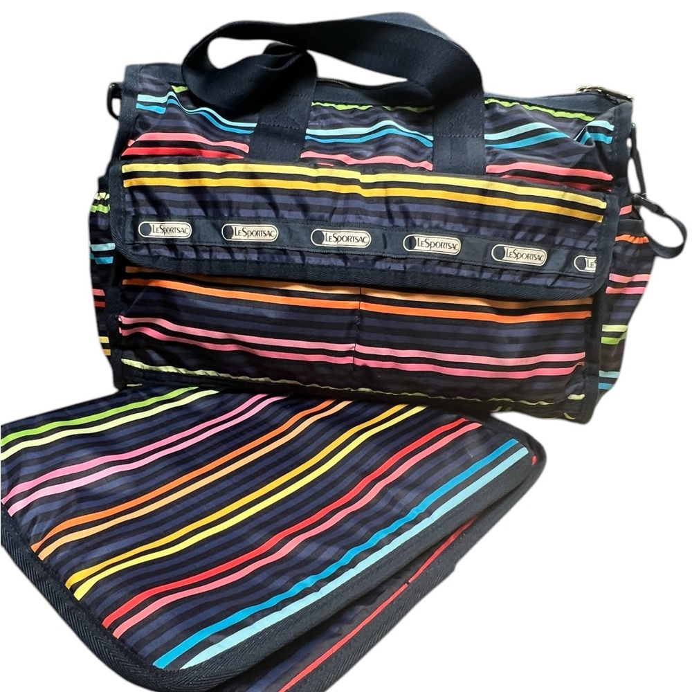 LeSportsac Essential Baby Weekender Bag Diaper Tote,  excellent condition